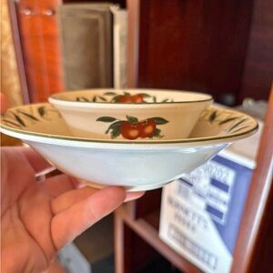 24 Piece Canes Creek Stoneware Dish Set